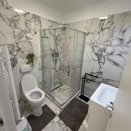 Ivory Apartament *